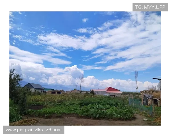 云开时刻预示着风雨已尽，天际逐渐展现明媚景色